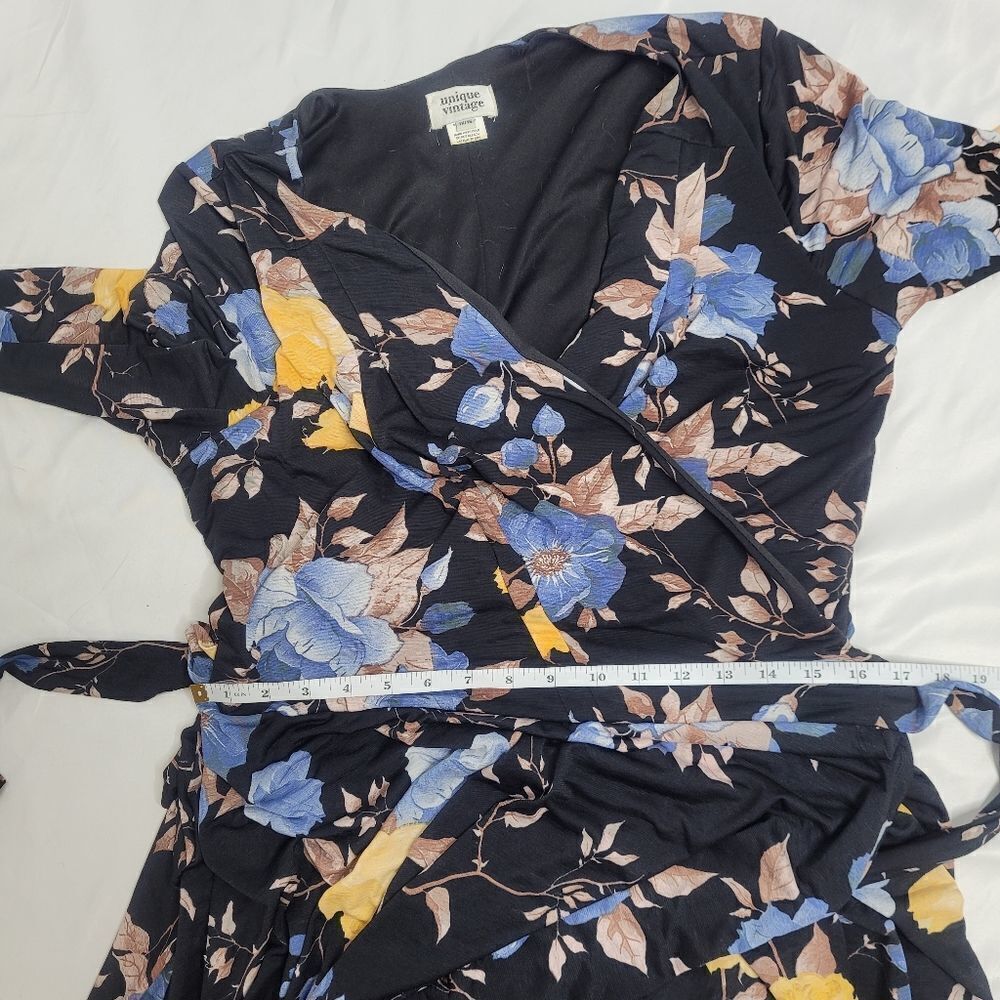UNIQUE VINTAGE dress black‎ floral Kelsie stretch wrap 1X - Picture 10 of 12